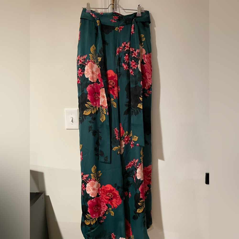Beautiful Misa Los Angelos pants !! NWT! size S
